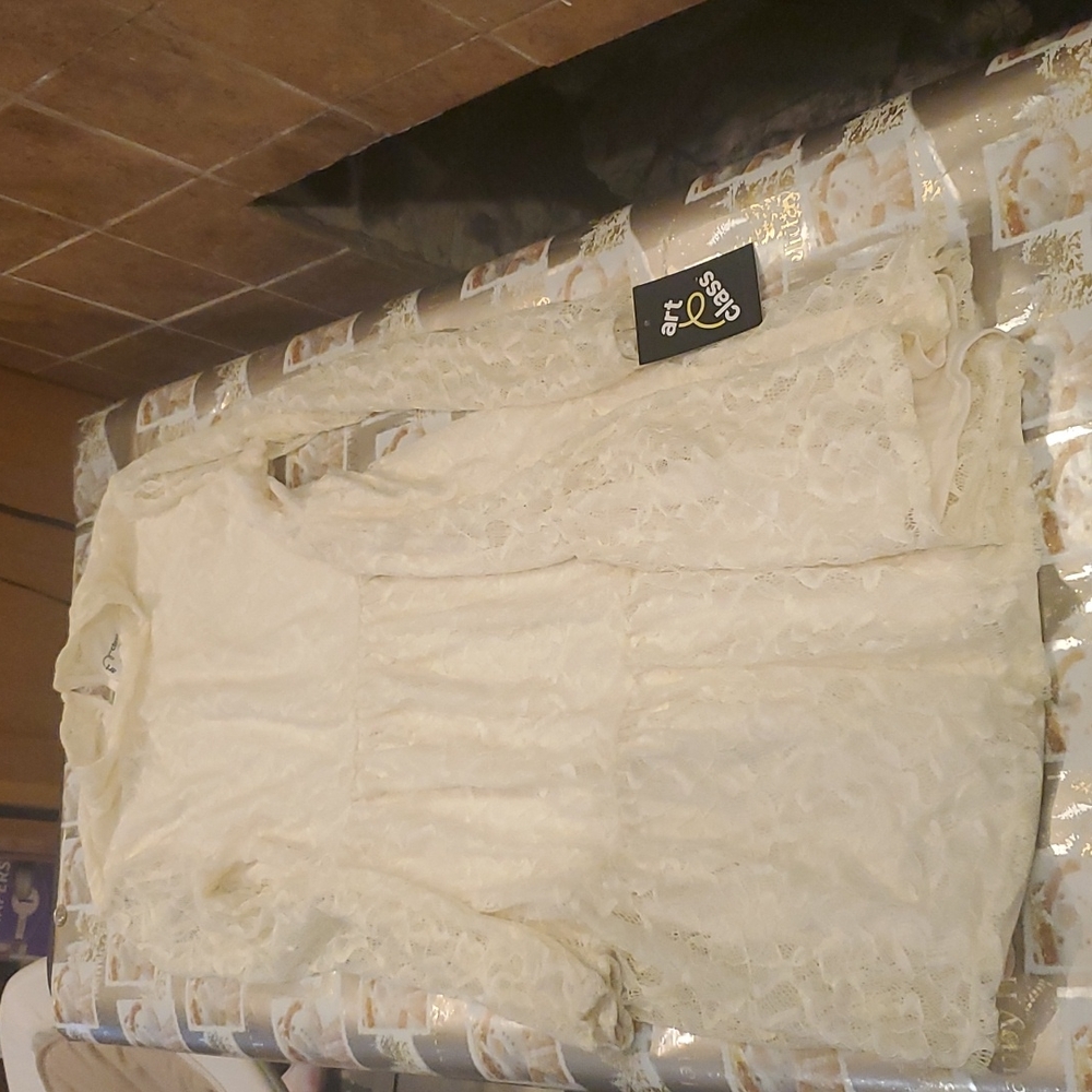 Art class cream dress